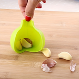 1pc Silicone Garlic Peeler – Quick & Easy Garlic Skin Remover Kitchen Gadget